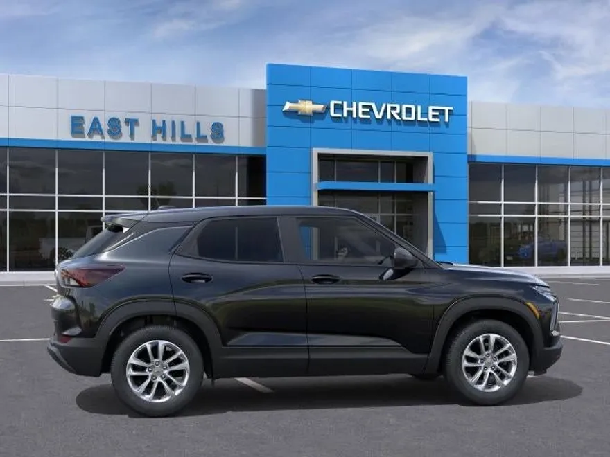 2026 Chevrolet Trailblazer LS photo 1