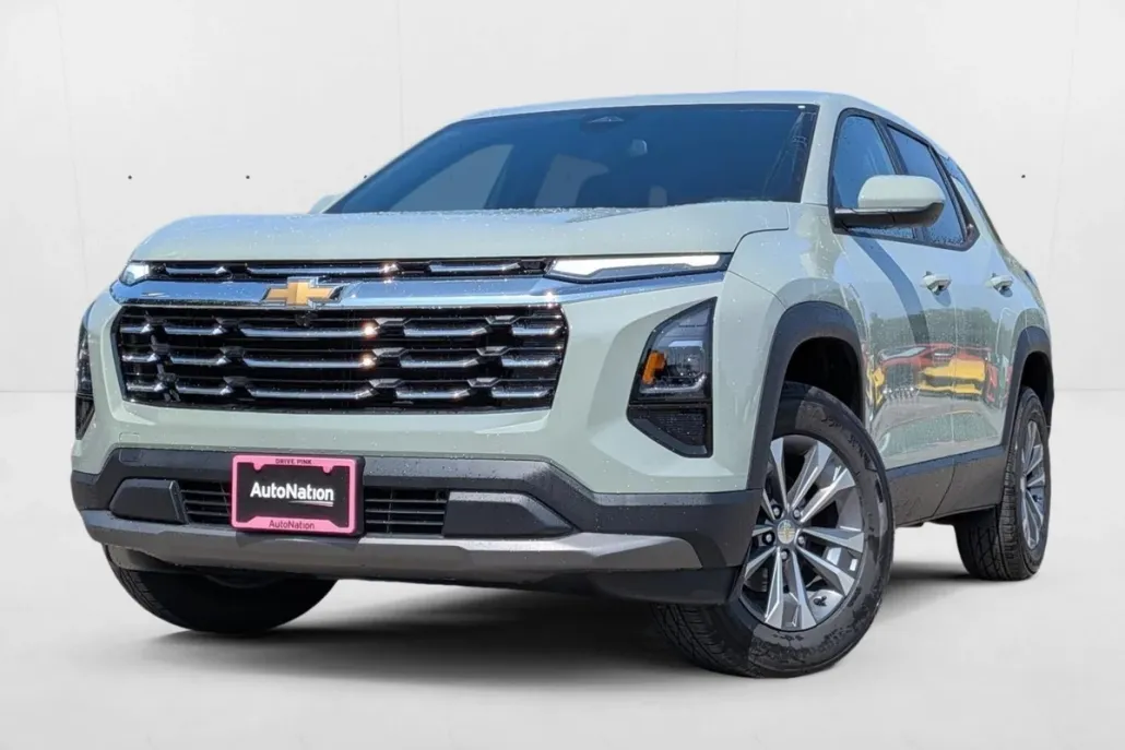 2026 Chevrolet Equinox LT photo 1