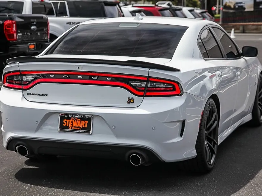 2023 Dodge Charger Scat Pack photo 1