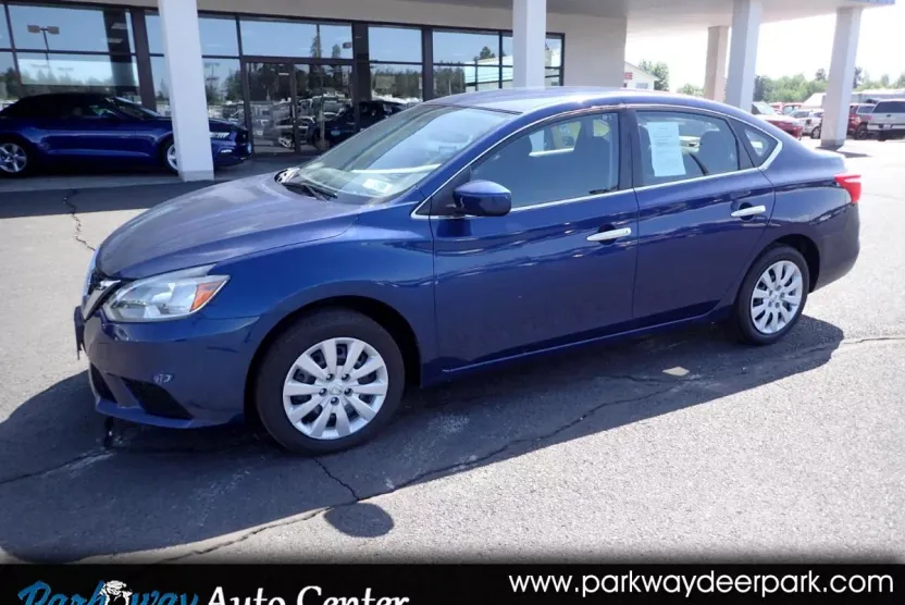 2018 Nissan Sentra S photo 1