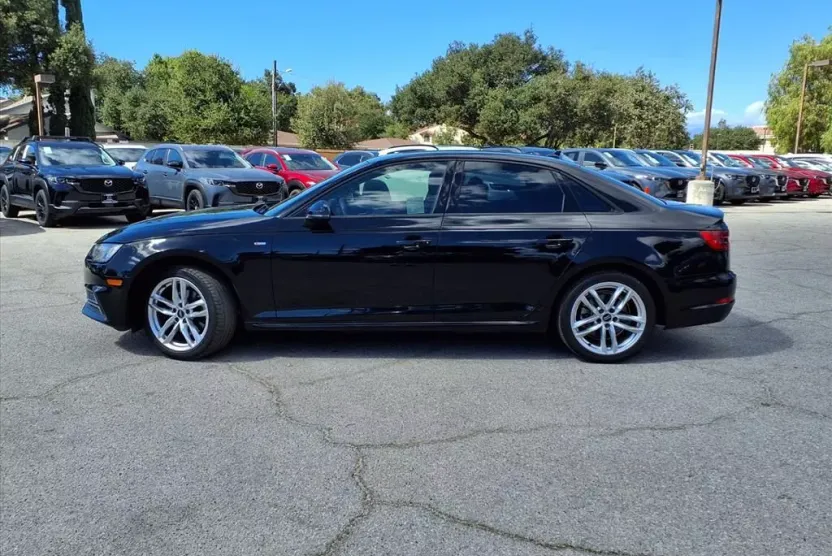 2017 Audi A4 2.0T Ultra Premium photo 1