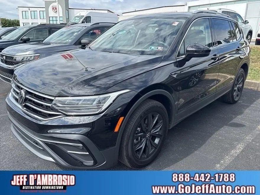 2024 Volkswagen Tiguan SE photo 1