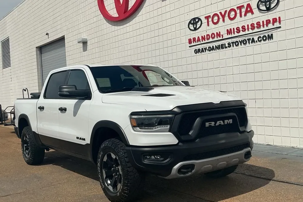 2024 Ram 1500 Rebel photo 1