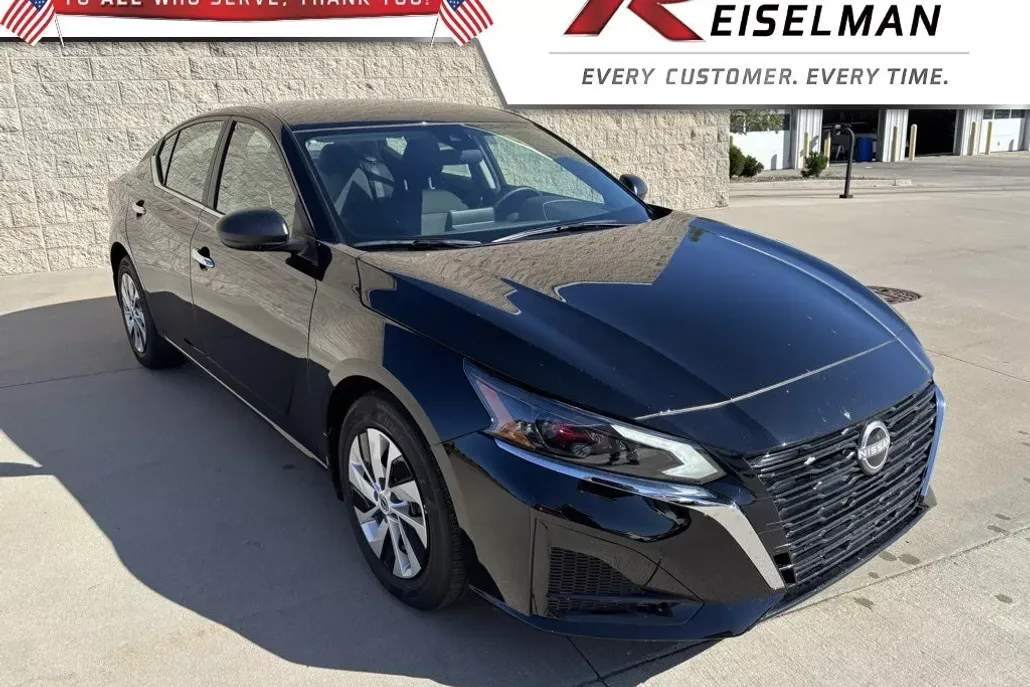 2025 Nissan Altima 2.5 S photo 1