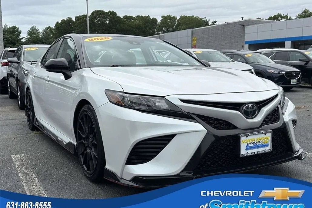 2020 Toyota Camry XSE V6 photo 1