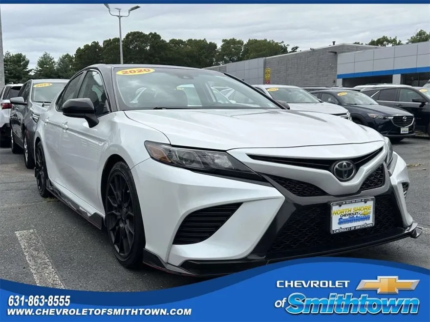 2020 Toyota Camry XSE V6 photo 1