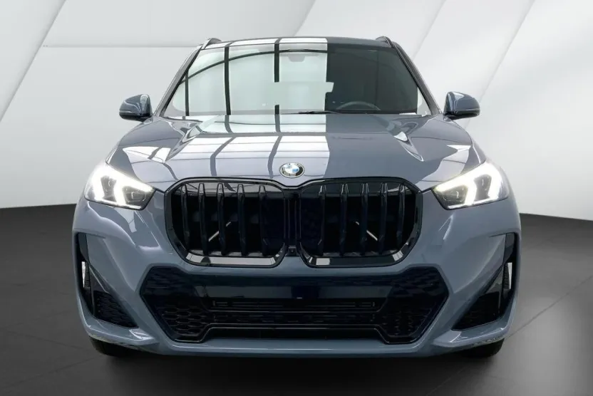 2025 Bmw X1 XDrive28i photo 1