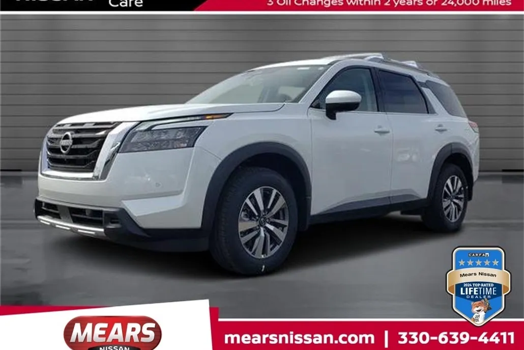 2025 Nissan Pathfinder SL photo 1