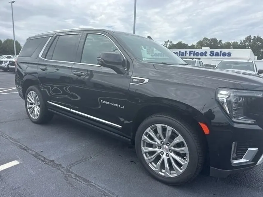 2022 Gmc Yukon Denali photo 1