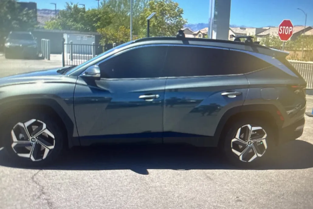 2022 Hyundai Tucson Hybrid Limited photo 1