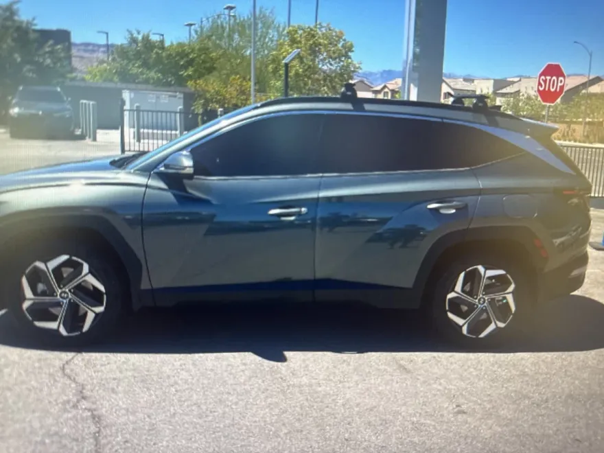 2022 Hyundai Tucson Hybrid Limited photo 1