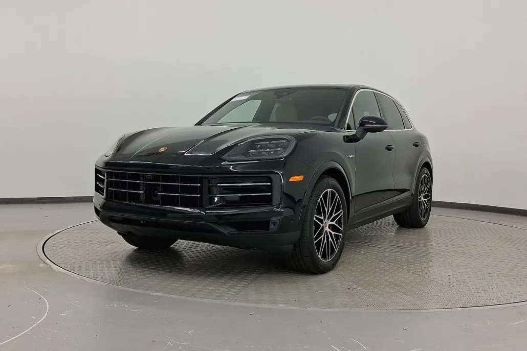2025 Porsche Cayenne E-Hybrid S photo 1