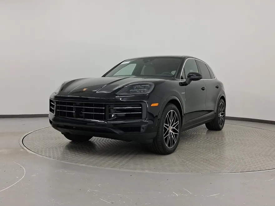 2025 Porsche Cayenne E-Hybrid S photo 1