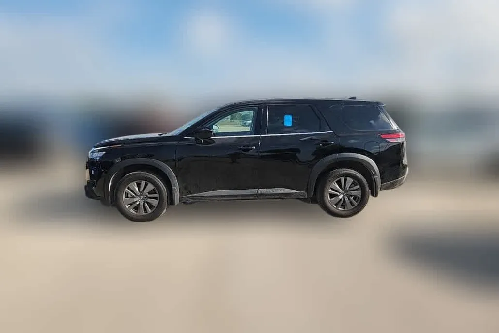 2024 Nissan Pathfinder S photo 1