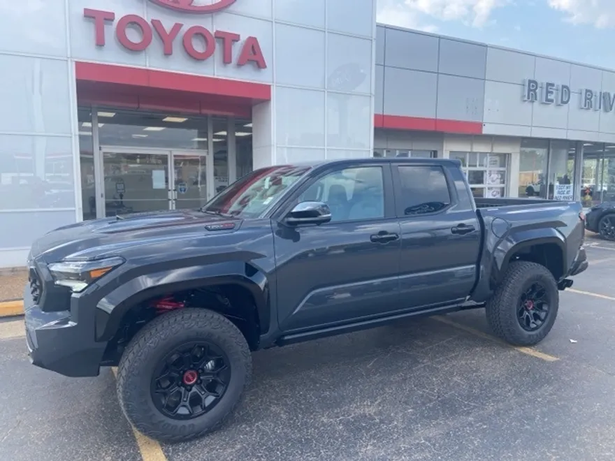 2025 Toyota Tacoma TRD Pro Double Cab photo 1