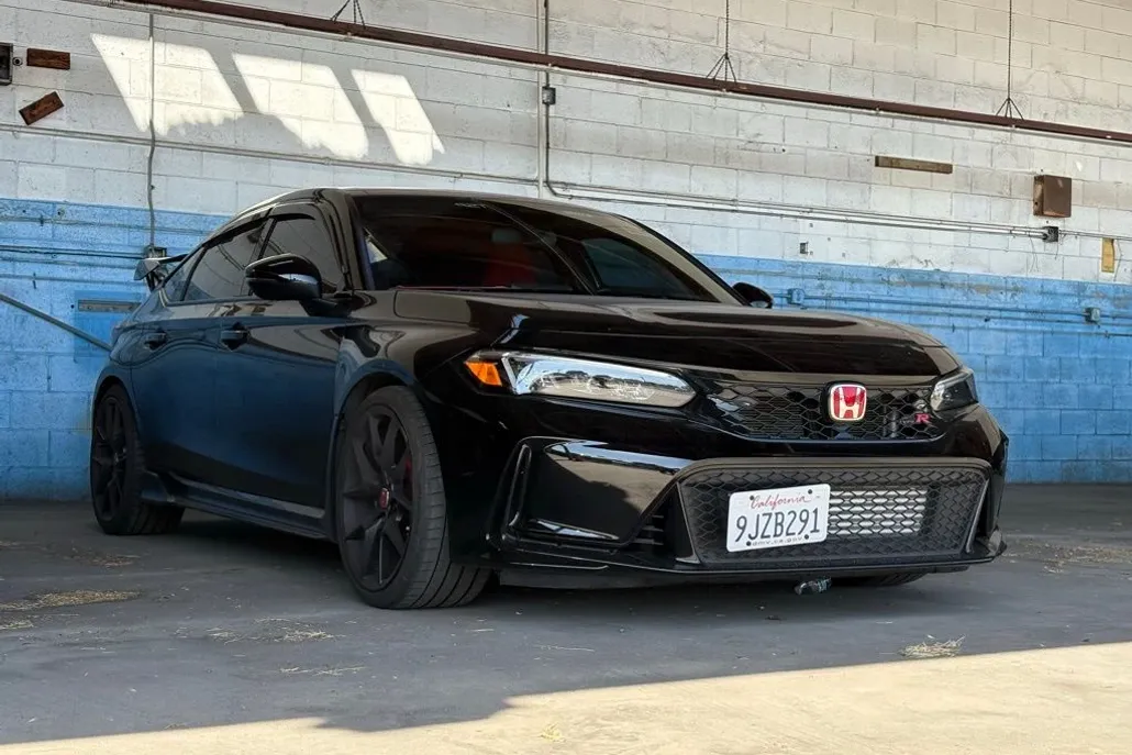 2023 Honda Civic Type R Touring photo 1