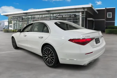 2025 Mercedes Benz S 450 580 4MATIC photo 3