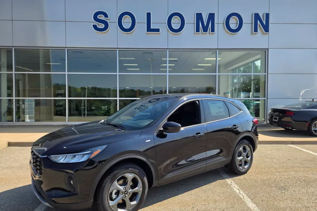 2025 Ford Escape ST-Line Select photo 1