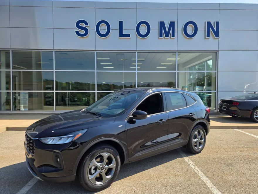 2025 Ford Escape ST-Line Select photo 1
