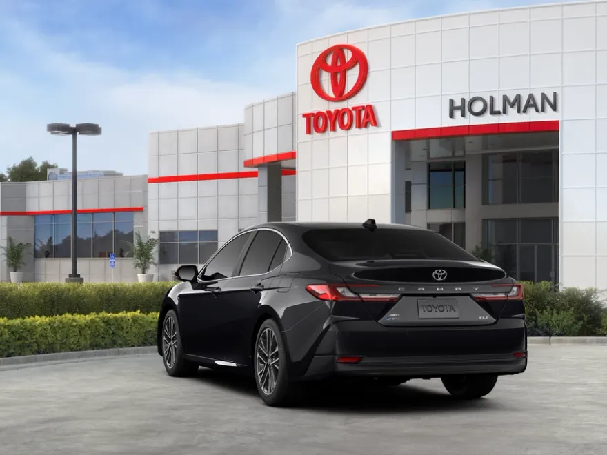 2025 Toyota Camry XLE photo 1