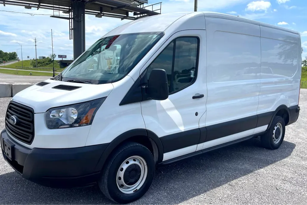 2019 Ford Transit Van photo 1