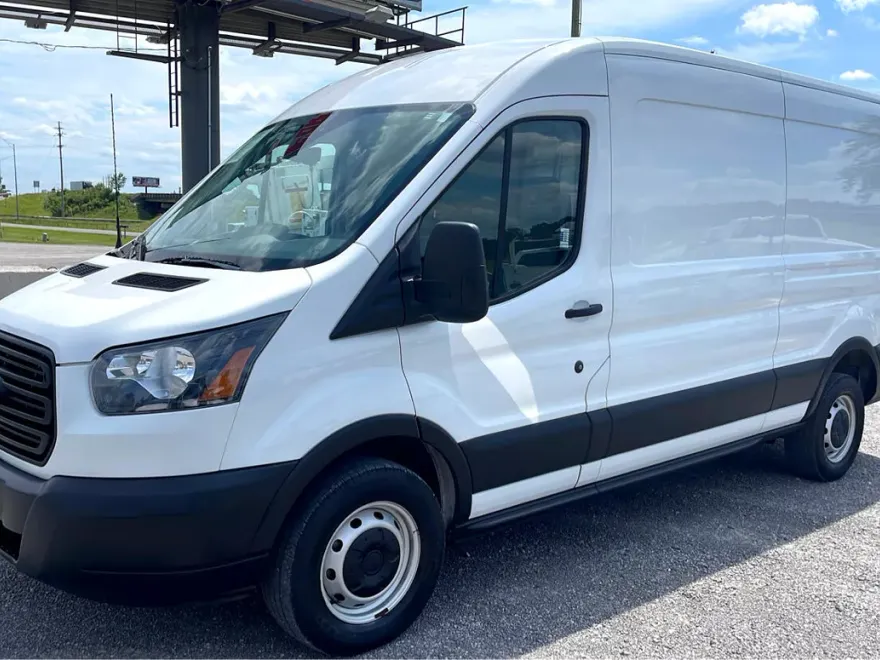 2019 Ford Transit Van photo 1