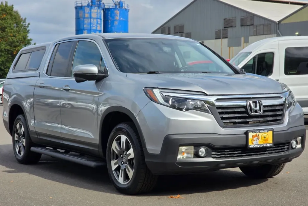 2017 Honda Ridgeline RTL-T photo 1