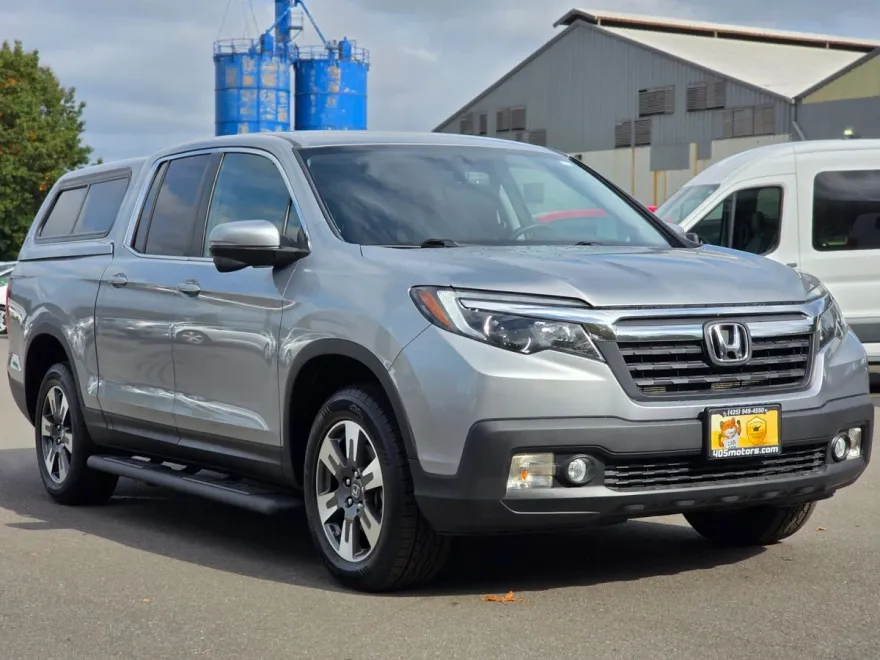 2017 Honda Ridgeline RTL-T photo 1