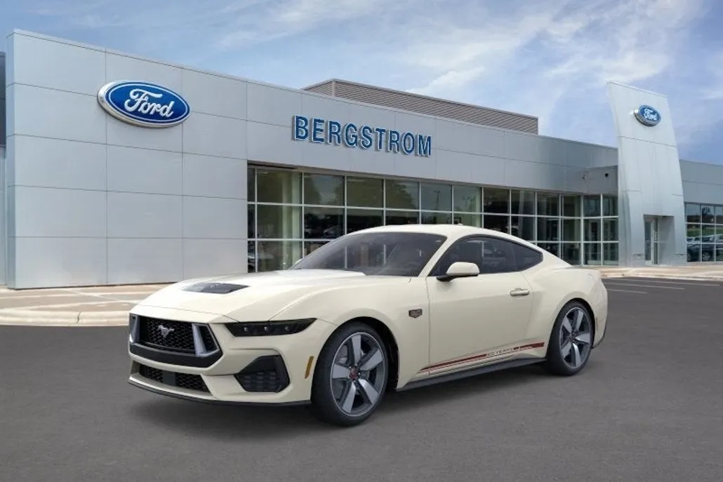 2025 Ford Mustang GT Premium photo 1