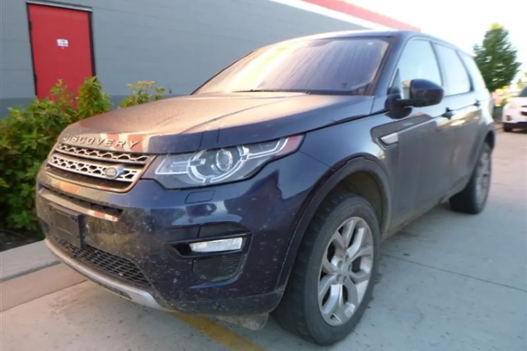 2017 Land Rover Discovery Sport HSE photo 1