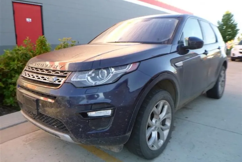2017 Land Rover Discovery Sport HSE photo 1