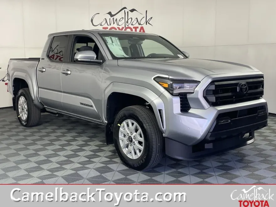2025 Toyota Tacoma SR5 photo 1