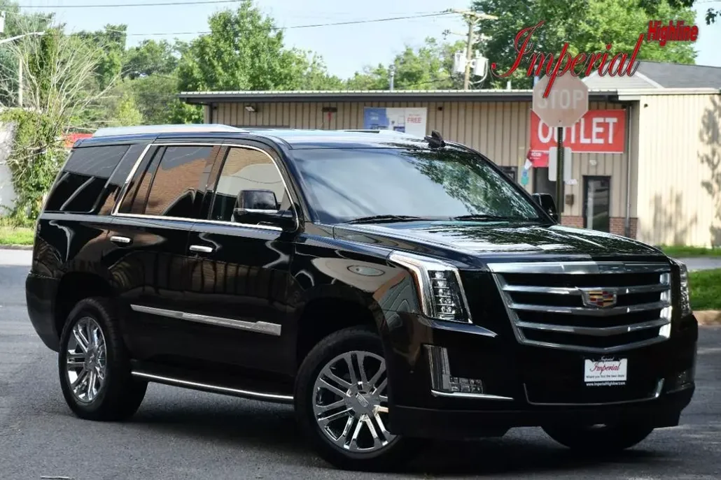 2019 Cadillac Escalade Premium Luxury photo 1