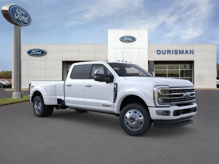 2026 Ford F-450 Platinum photo 1