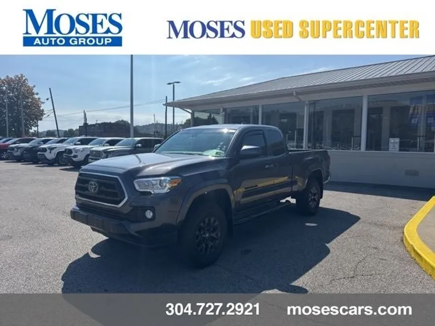 2022 Toyota Tacoma SR photo 1