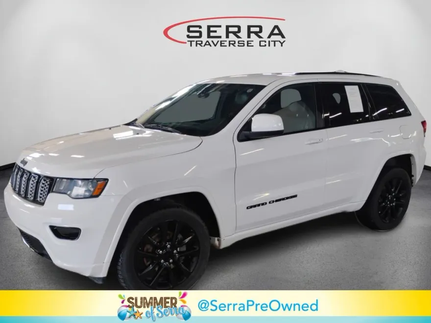 2018 Jeep Grand Cherokee Altitude photo 1
