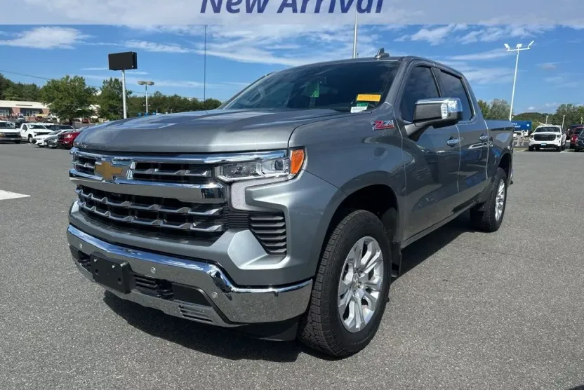 2025 Chevrolet Silverado 1500 LTZ photo 1