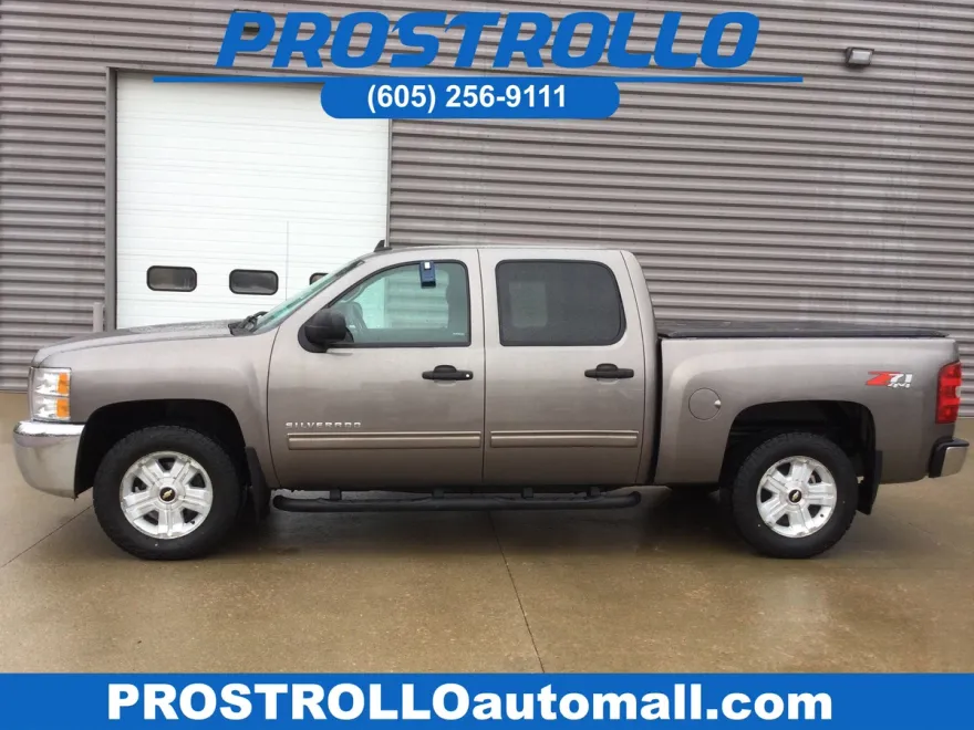 2012 Chevrolet Silverado 1500 LT photo 1