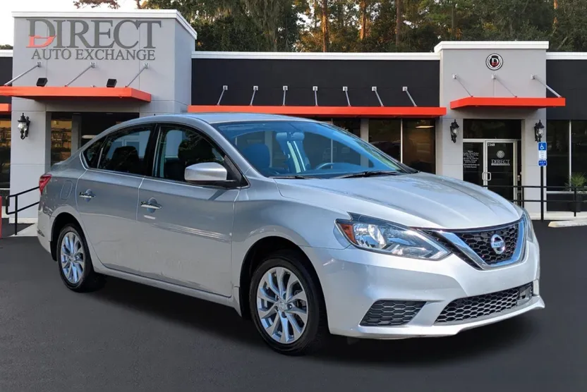 2019 Nissan Sentra SR photo 1