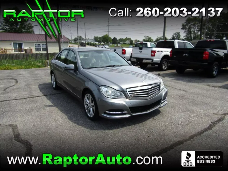 2012 Mercedes Benz C 300 4MATIC Luxury photo 1
