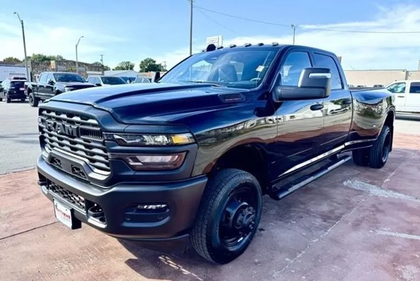 2026 Ram 3500 Tradesman photo 1