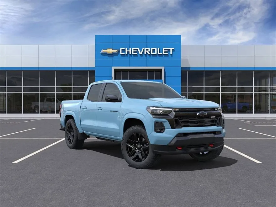 2025 Chevrolet Colorado Z71 photo 1