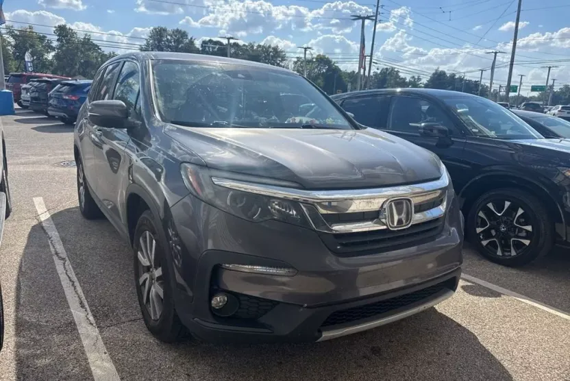 2020 Honda Pilot EX Sport photo 1