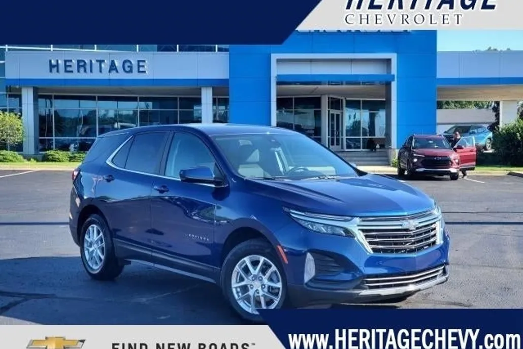 2022 Chevrolet Equinox LT photo 1