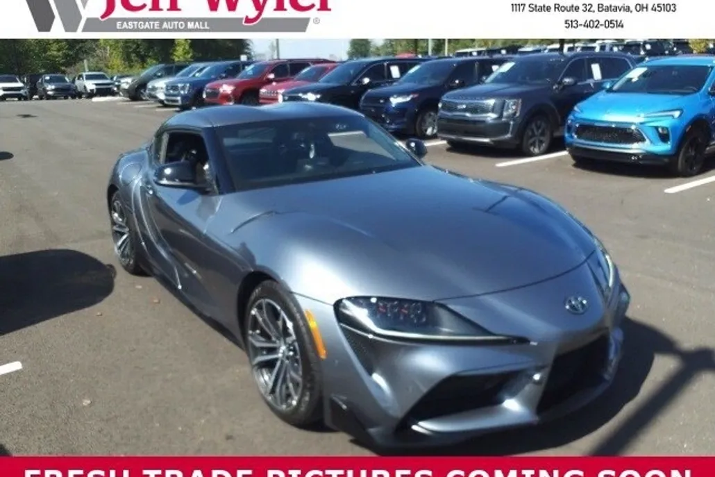 2021 Toyota Supra 2.0 photo 1