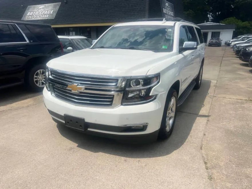 2015 Chevrolet Suburban LTZ photo 1