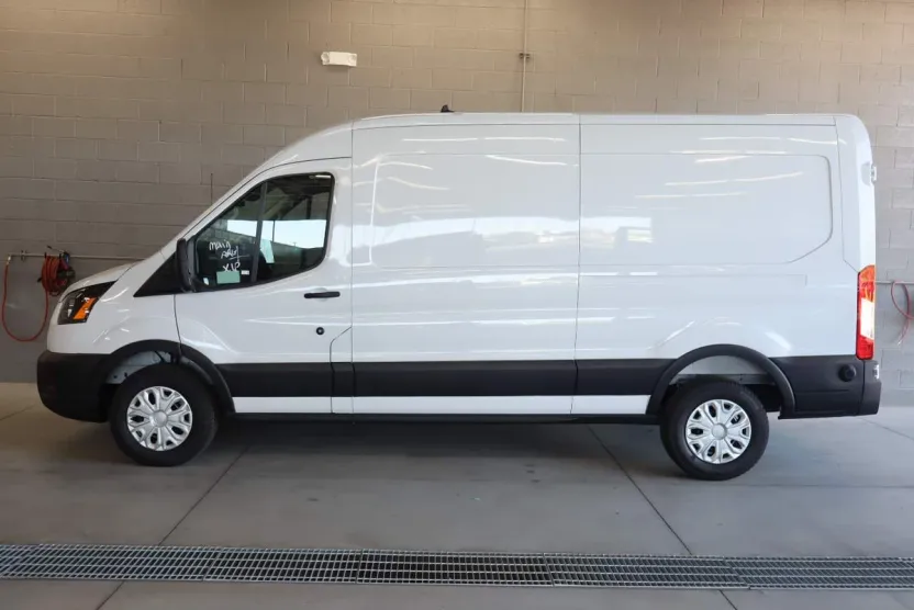 2025 Ford Transit photo 1