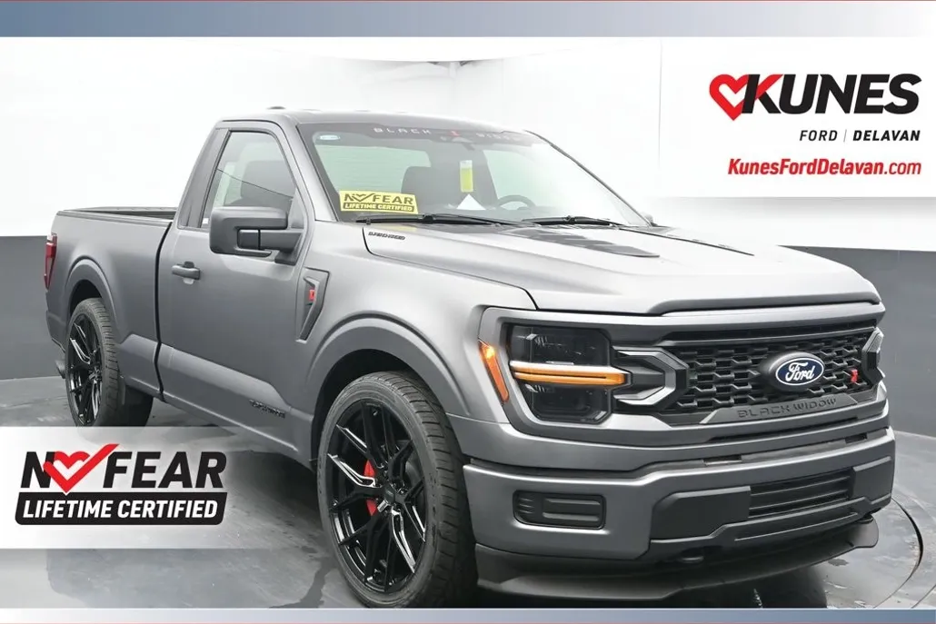 2025 Ford F-150 XL photo 1