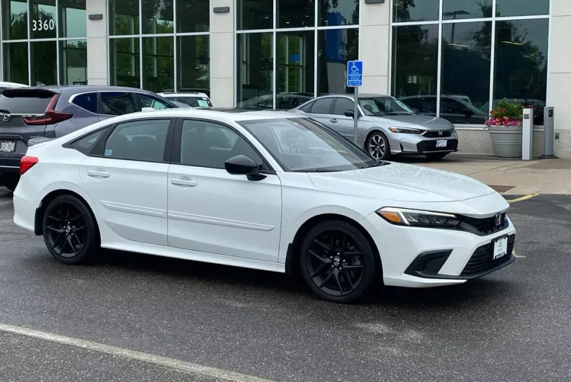 2022 Honda Civic Si photo 1