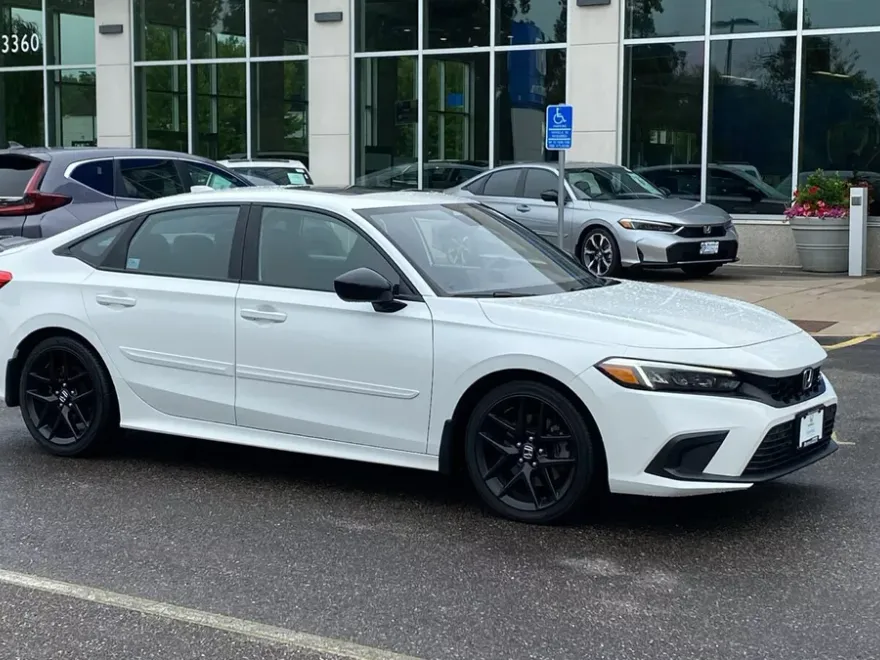 2022 Honda Civic Si photo 1